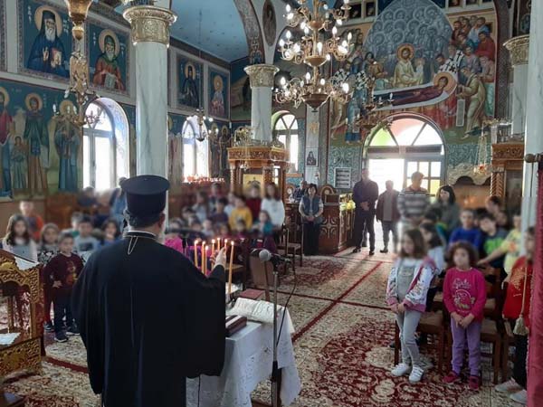 Ιερό Ευχέλαιο στα Δημ. Σχ. Βατώντα και Πεισώνα 16.4.2019